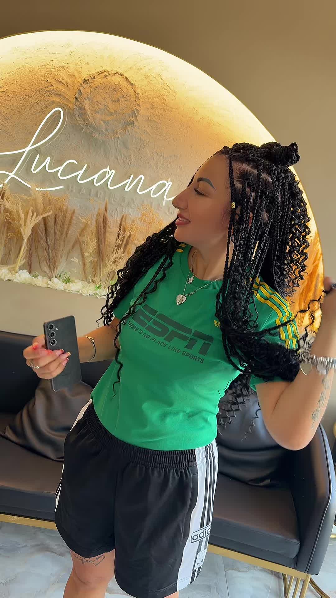 @LUCIANA HAIR