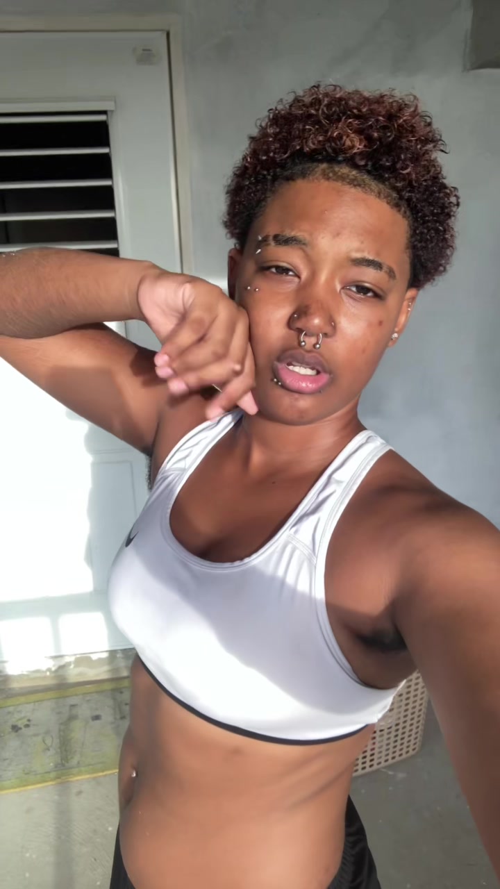 @Rii🌟