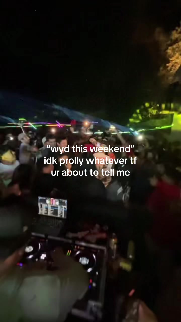 @Hotshots & thots🥂