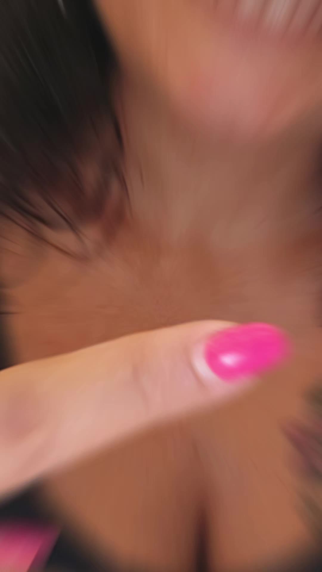 @Valentina 💣💥
