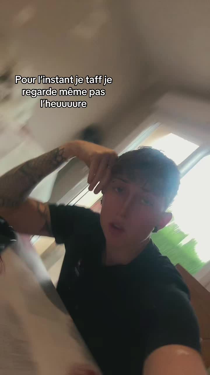 @Ma&euml;va 🖤🩶❤️