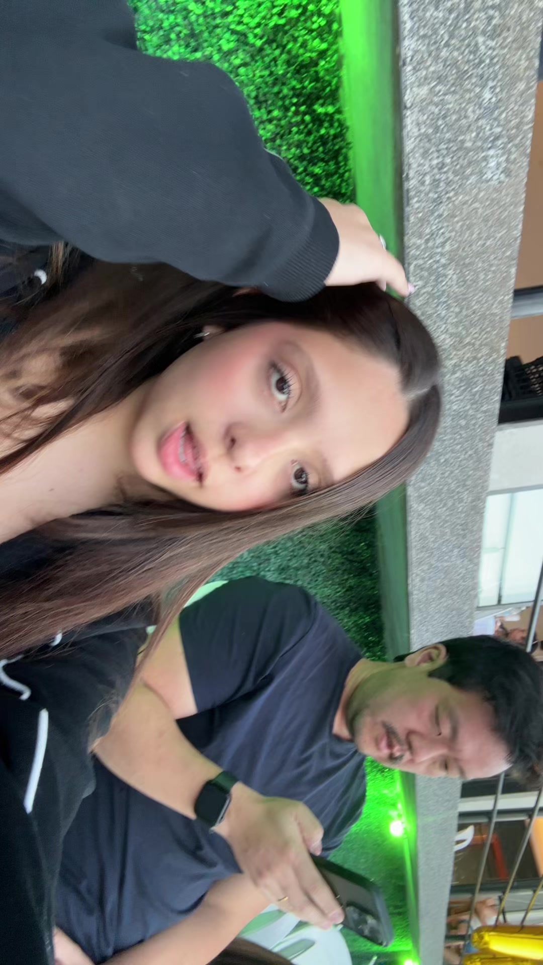 @Valenvlogs