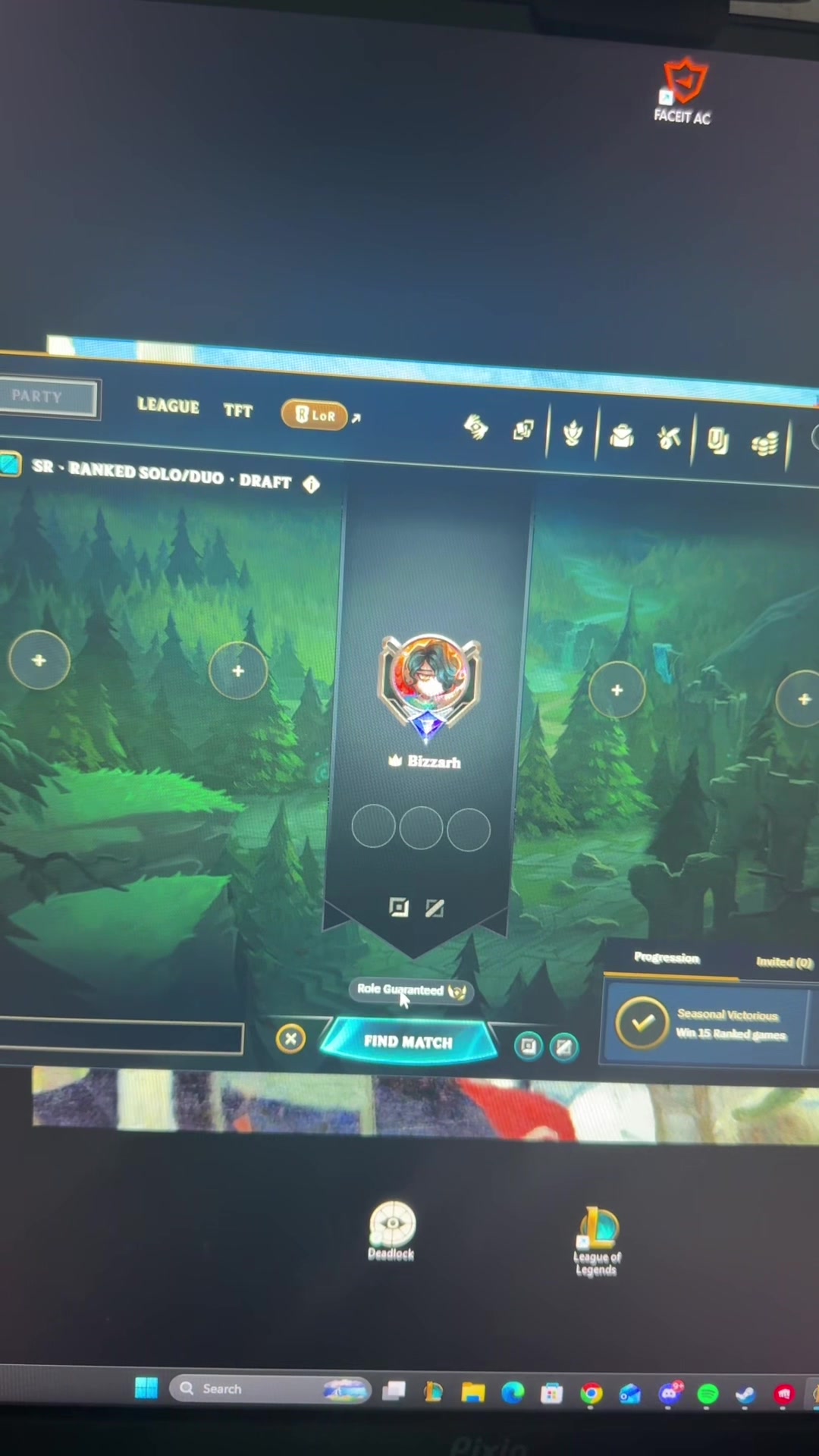 @bizzcuit