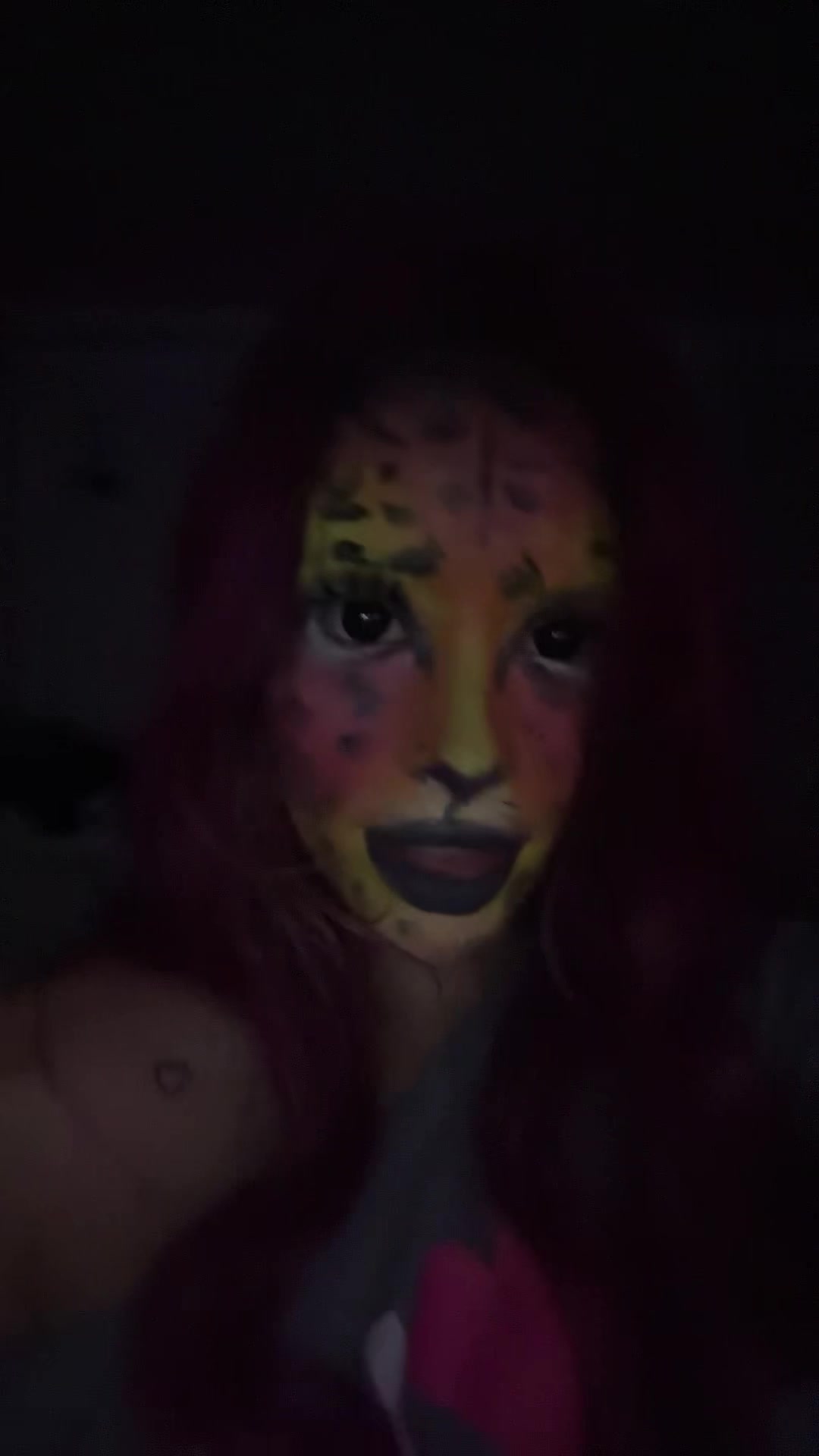 @<3