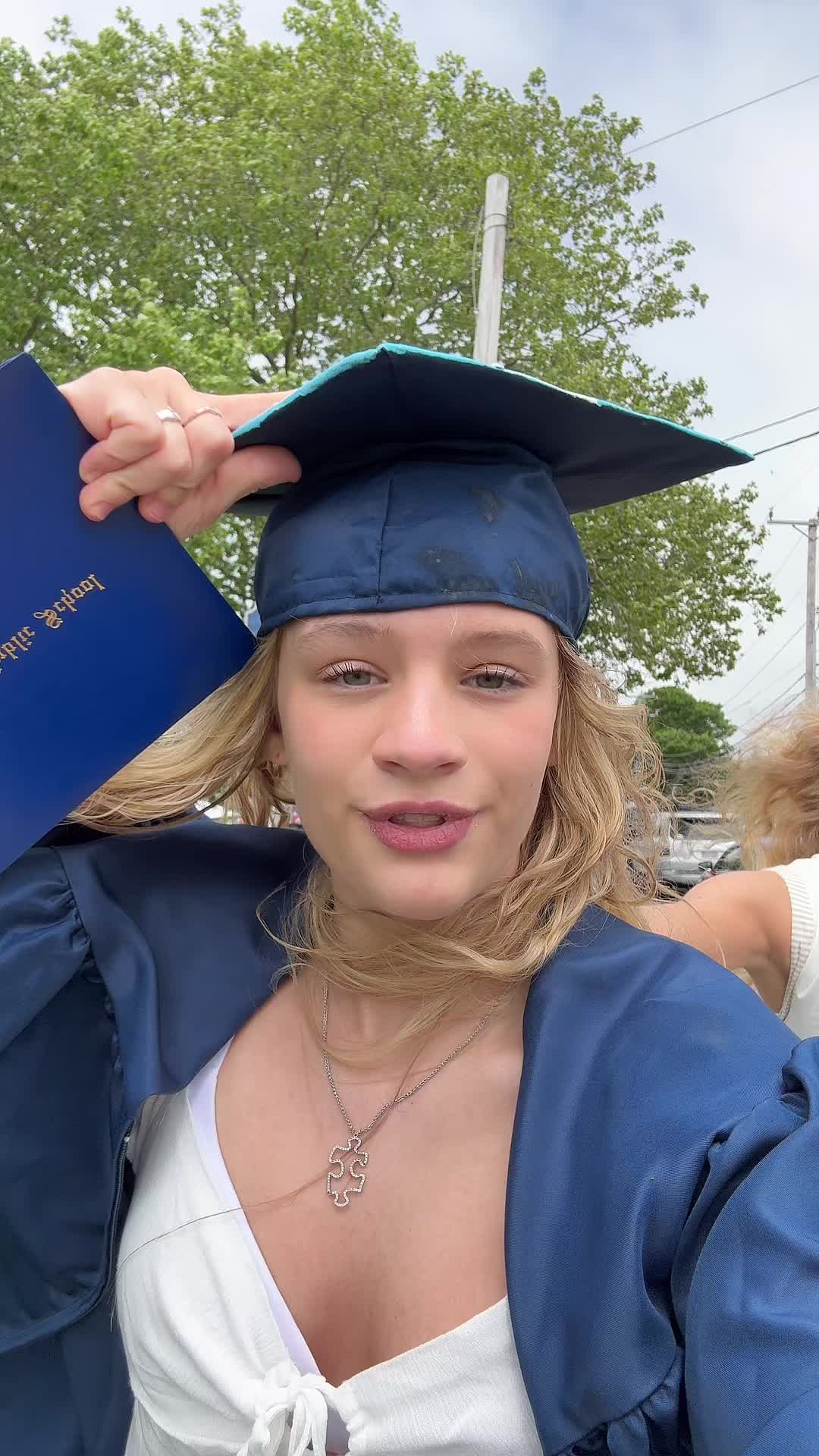 @annacreedon22
