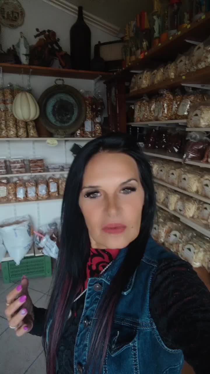 @Rosita
