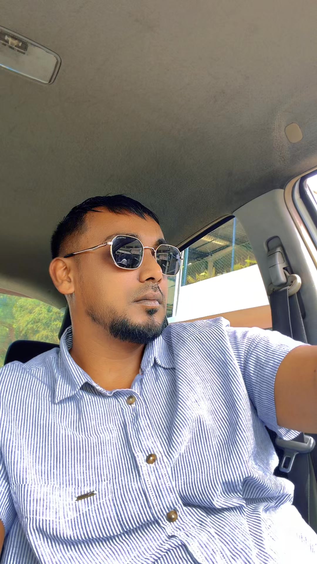 @shafikausmaly