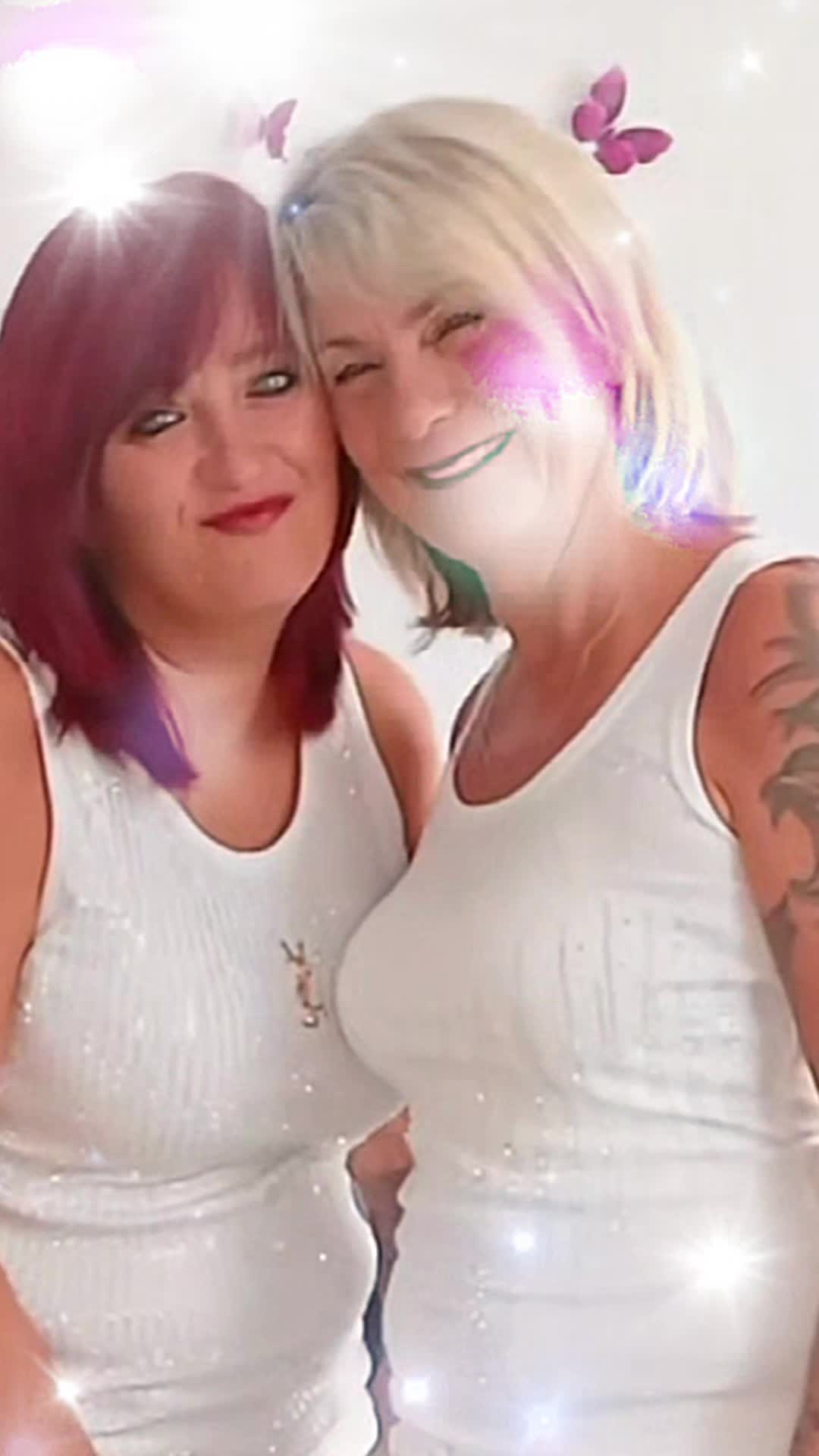 @Angela&Ina