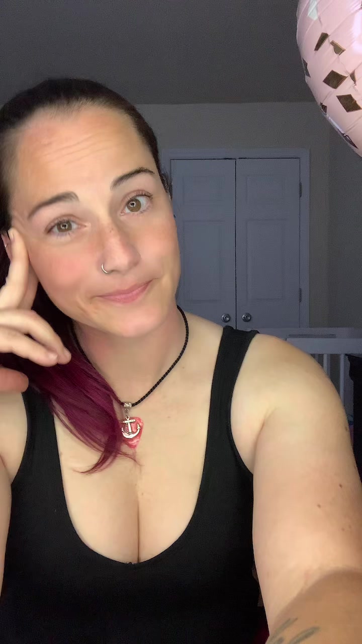 @xlaursaysrawrx