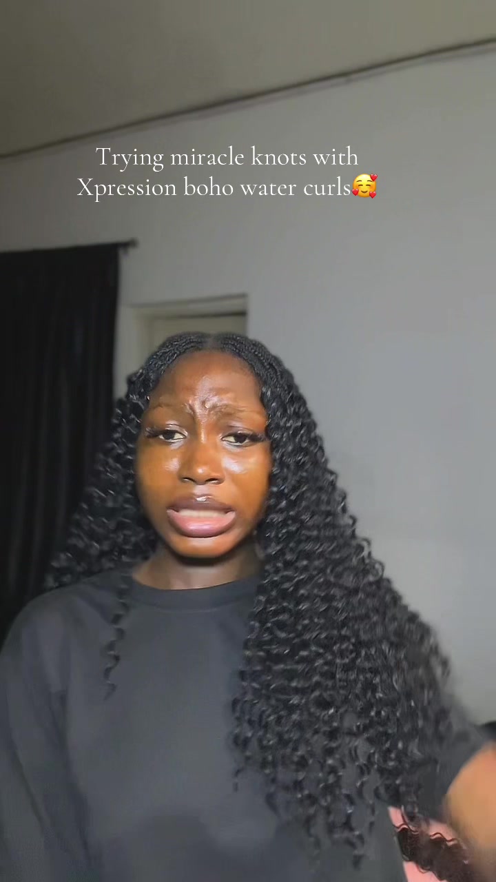 @Peacey🌹💜
