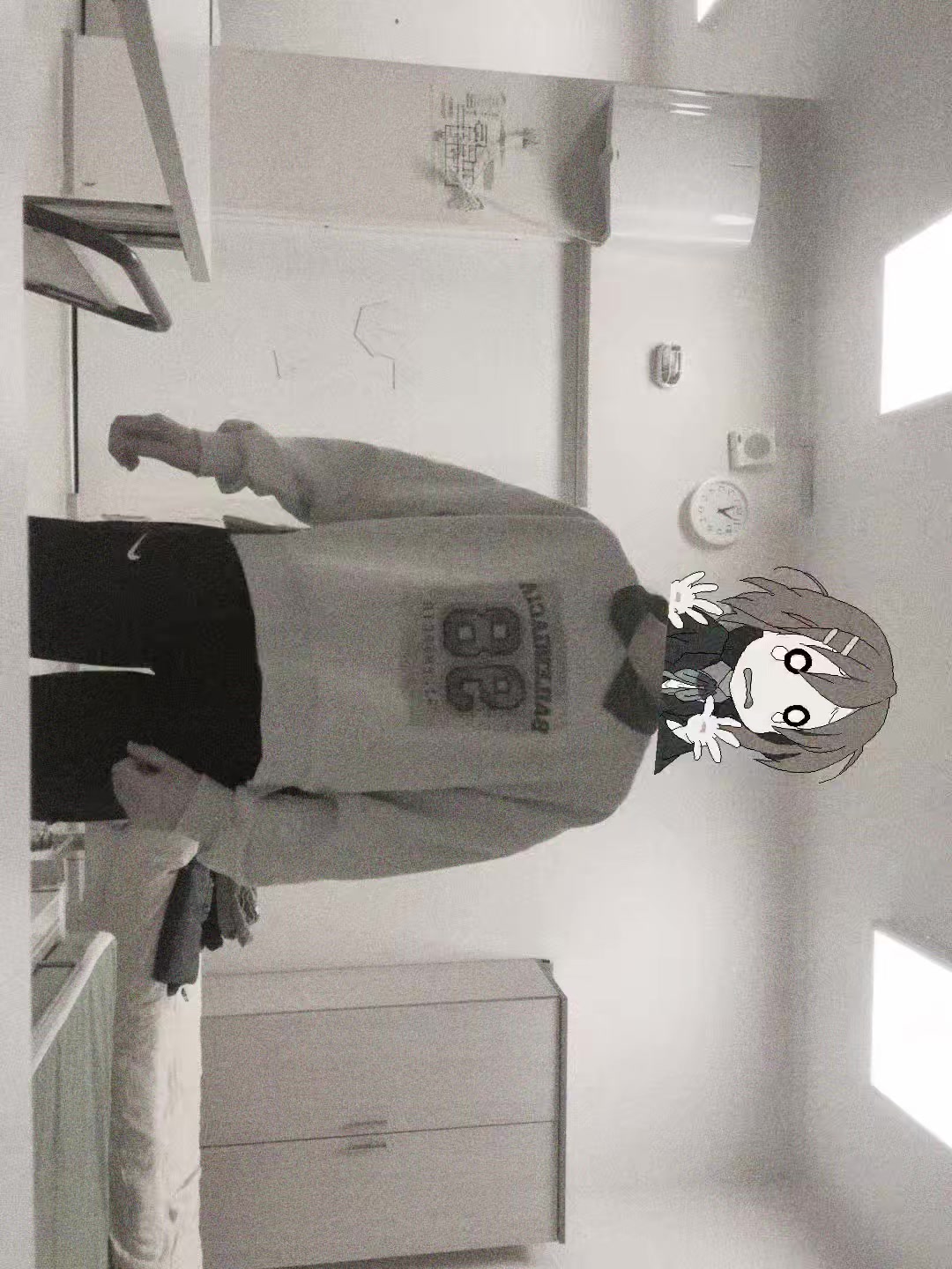 @qy1kar_