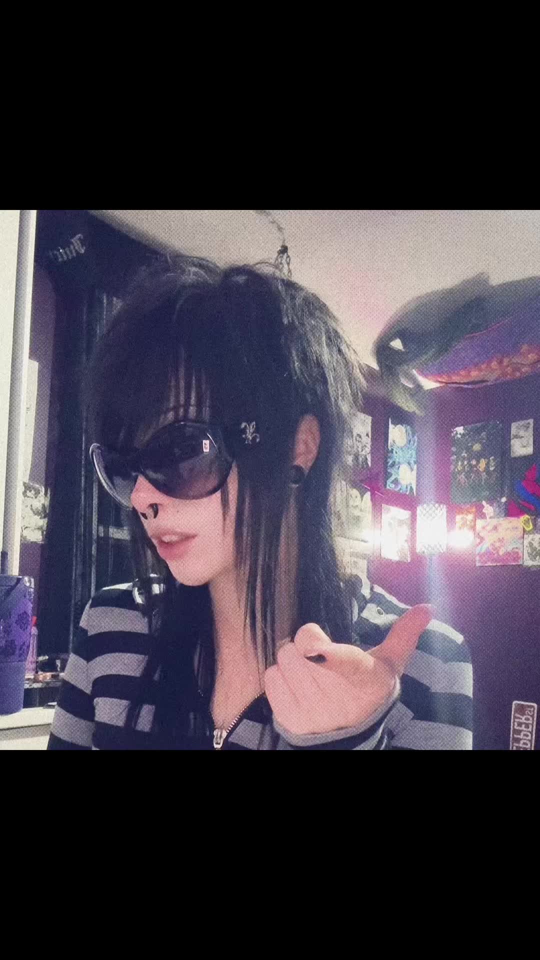 @✞Al0n3W1thM3L0dy✞