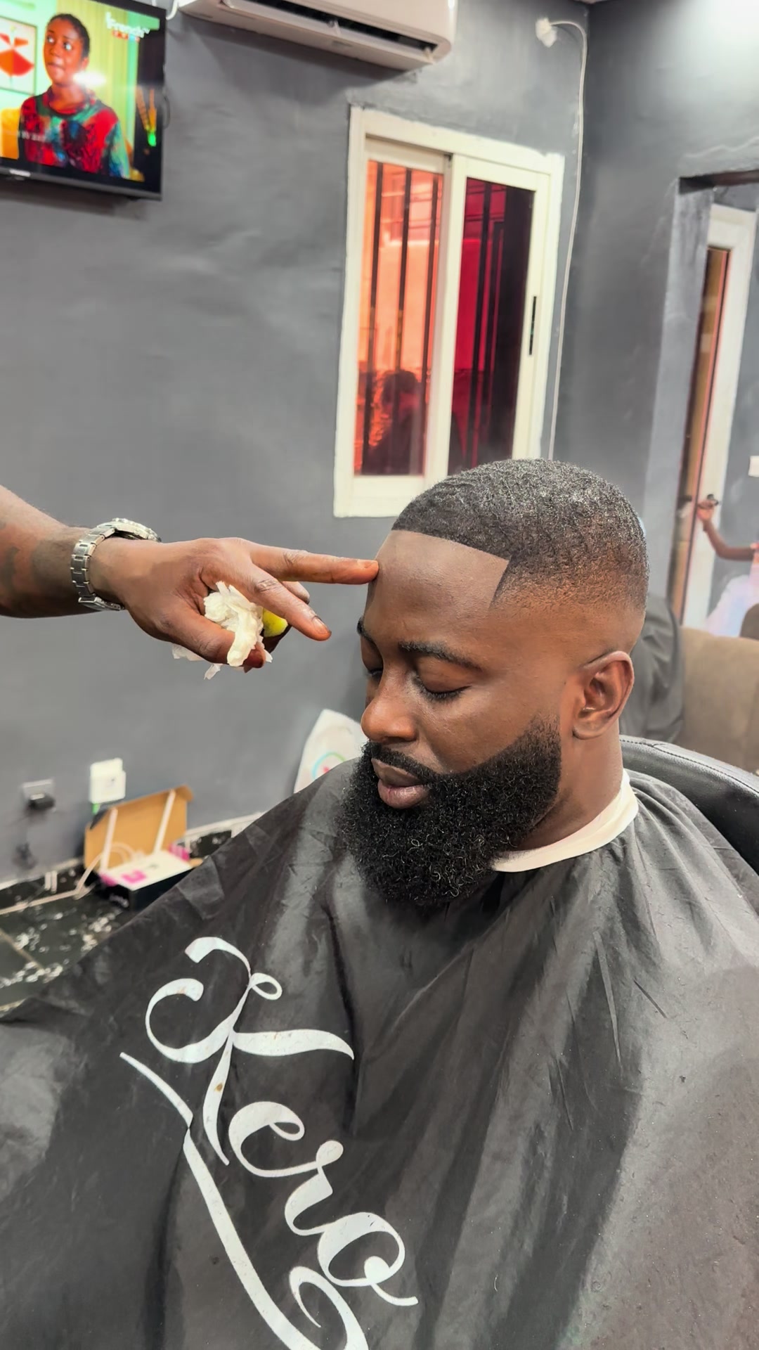 @Jean_kero_barber225