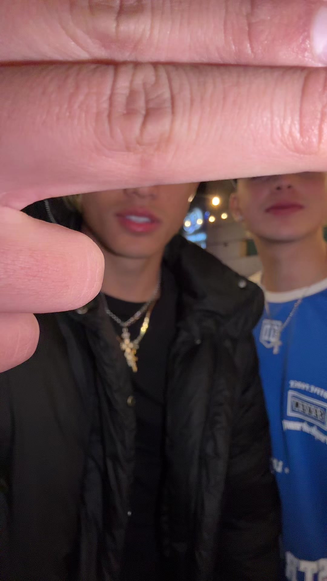 @𝐇𝐮𝐠𝐨 🦦