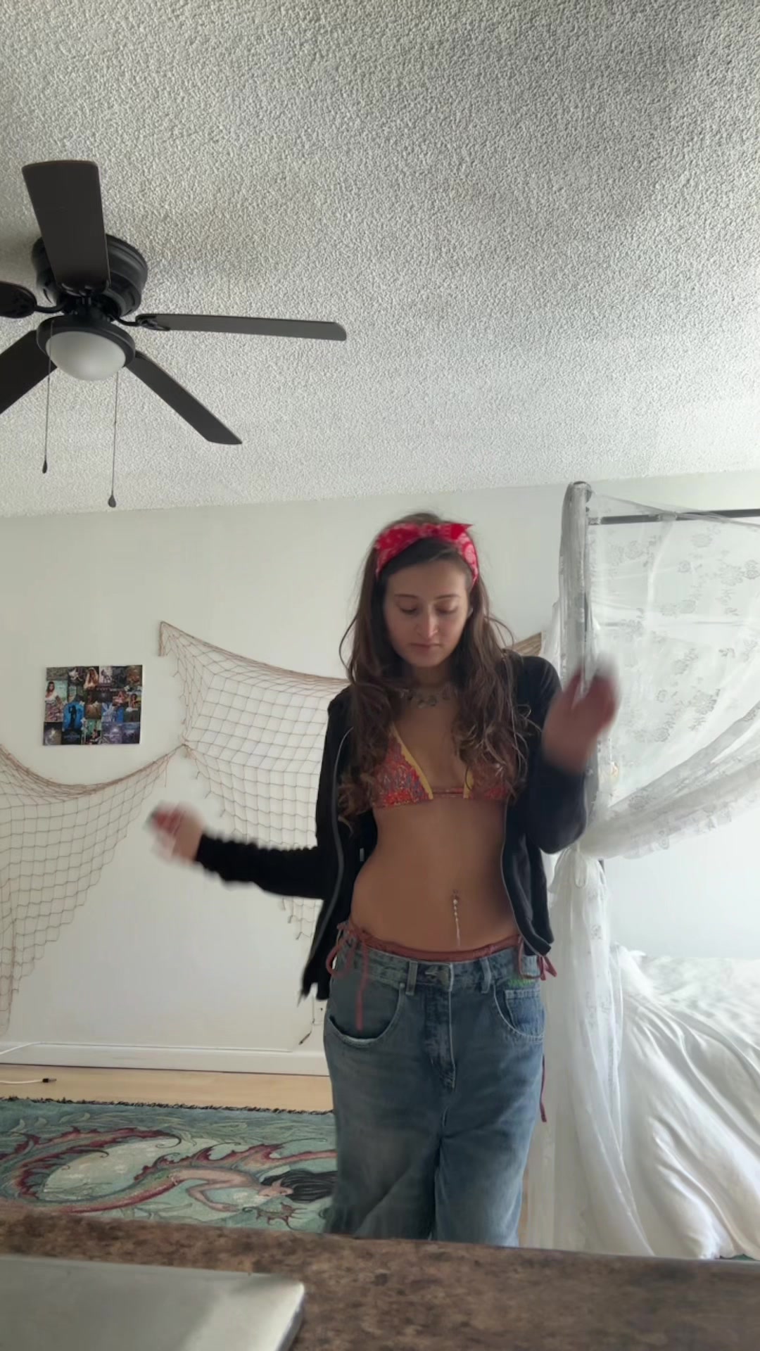 @julessearena