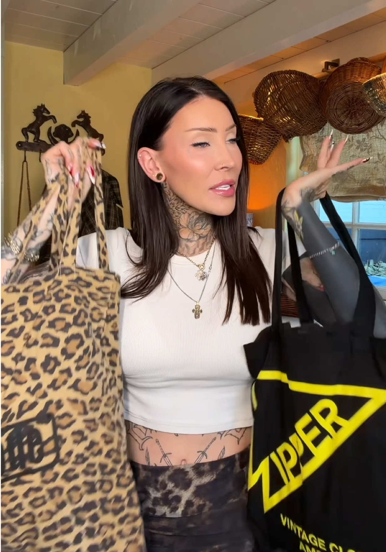 @JessieMaya