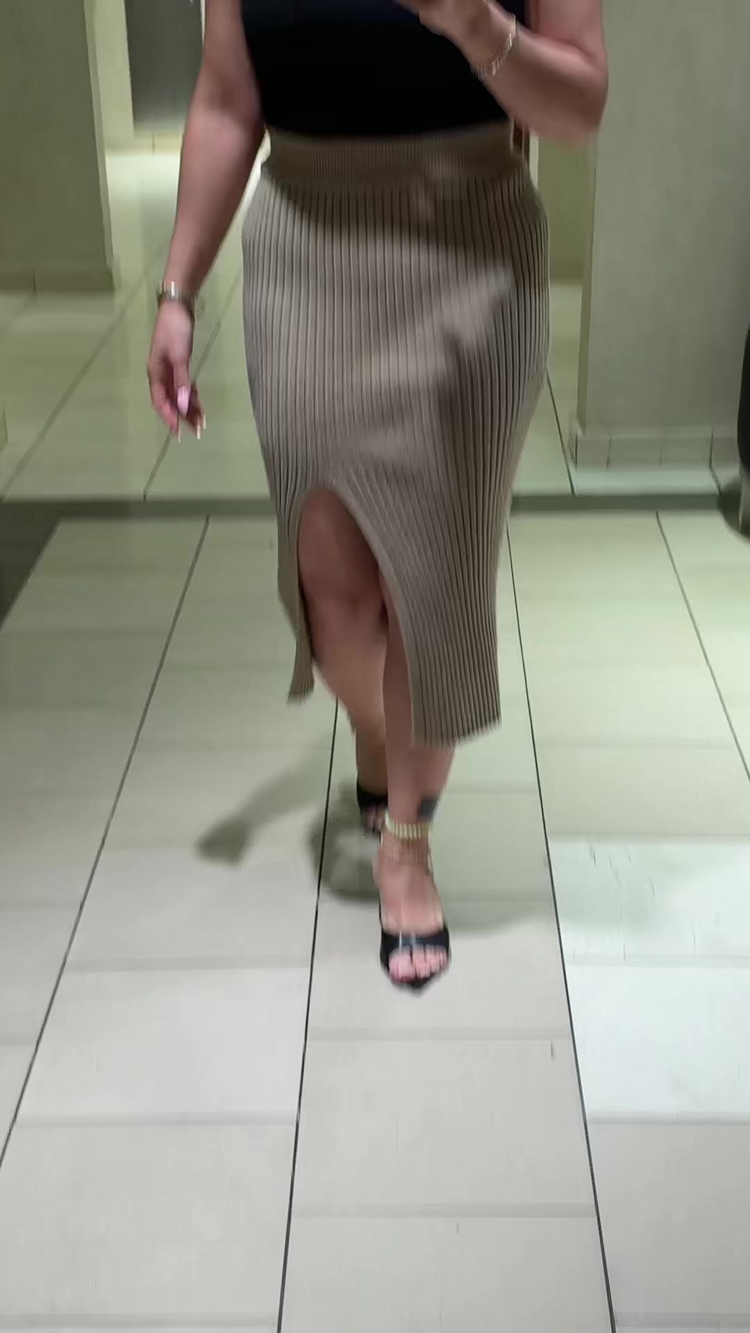 @J E N N N N N
