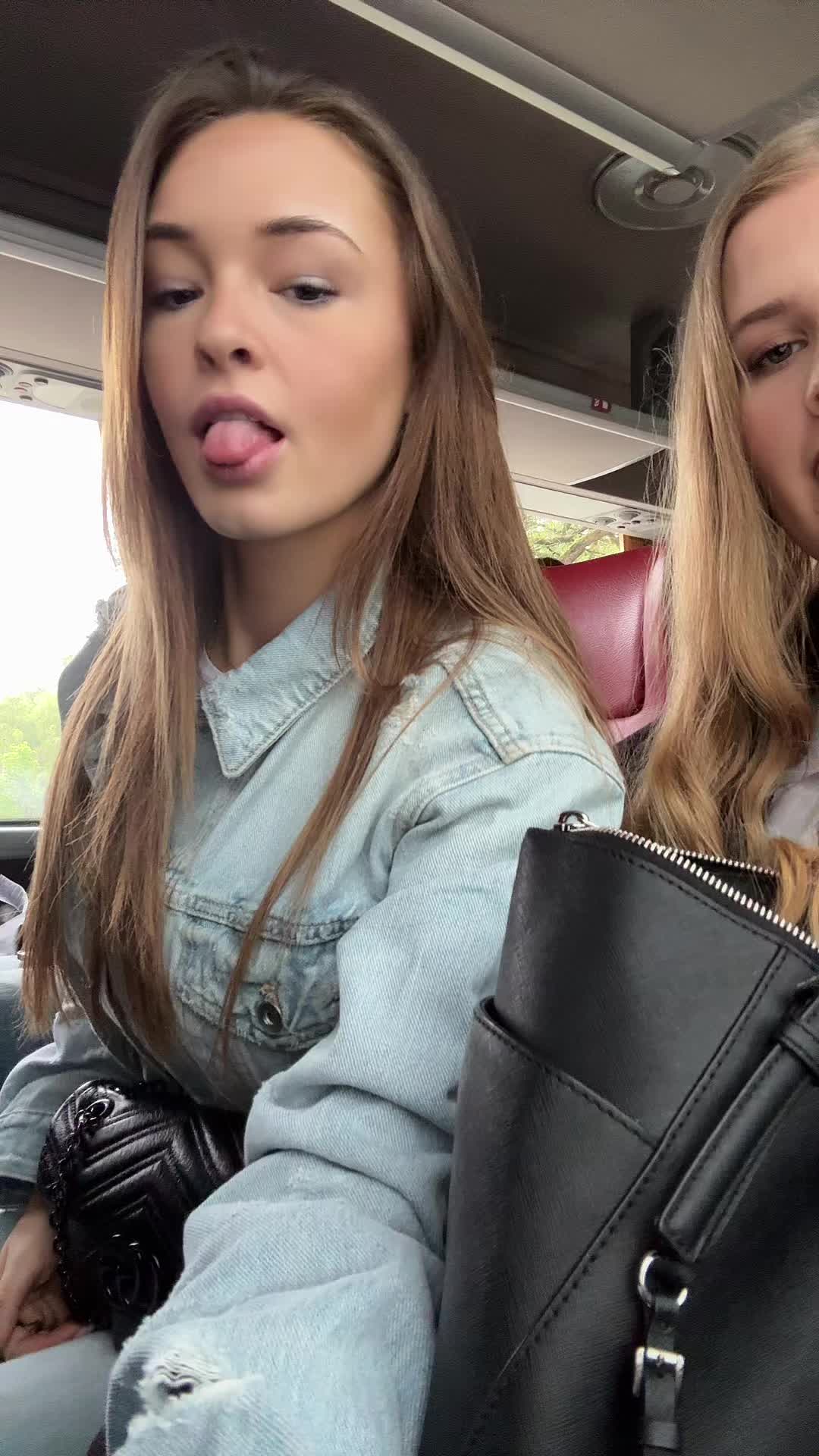 @Amélieke