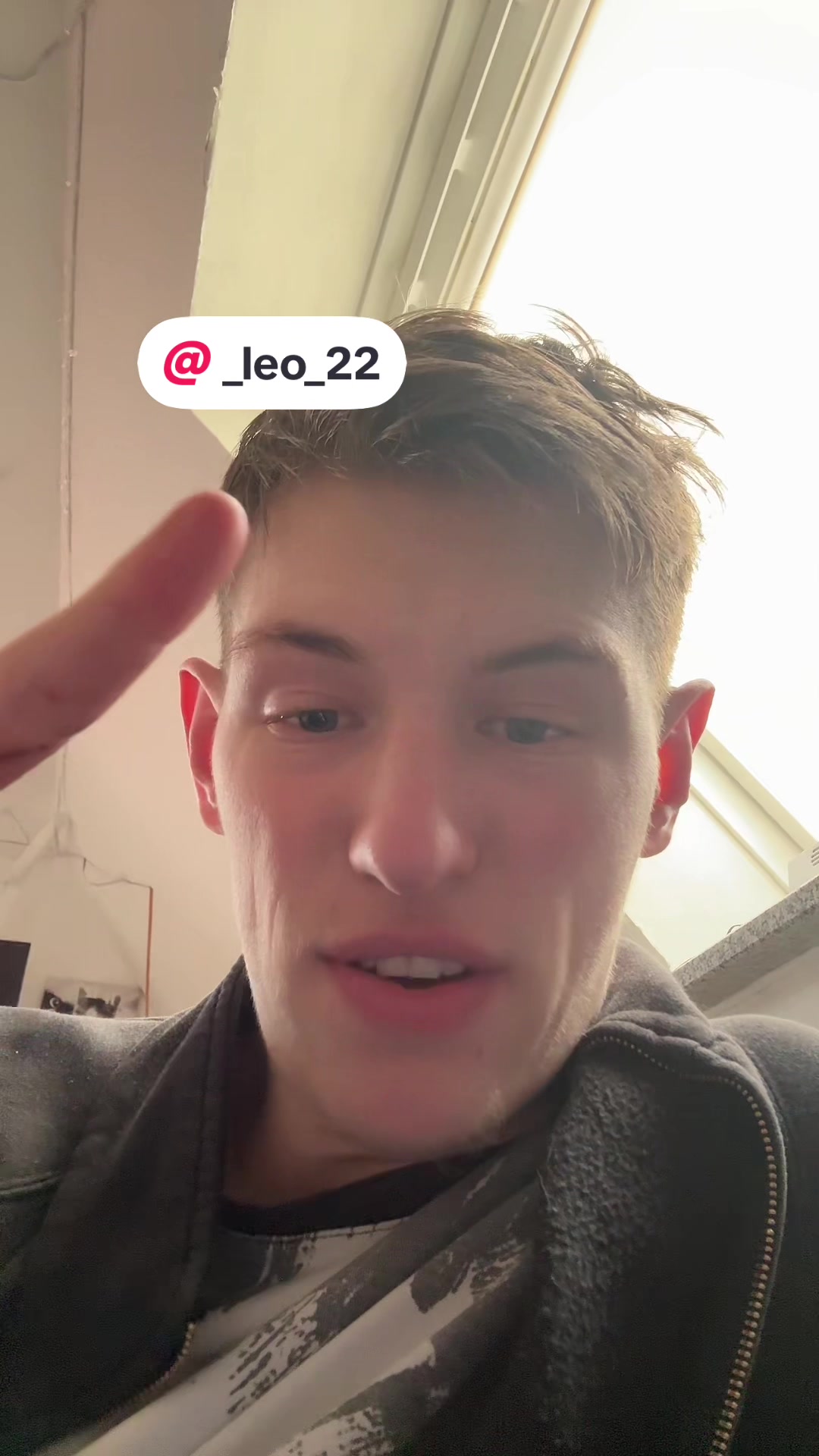 @Lukas_22_