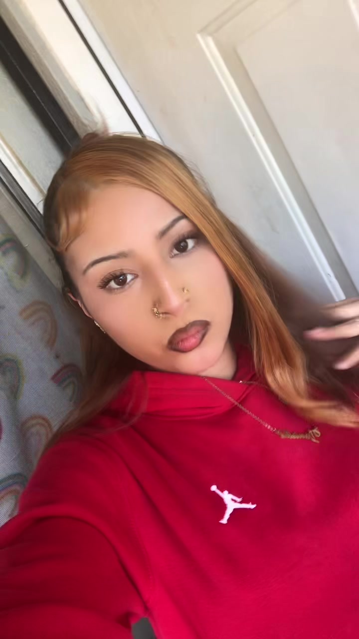 @𝐞𝐥𝐥𝐚𝜗𝜚