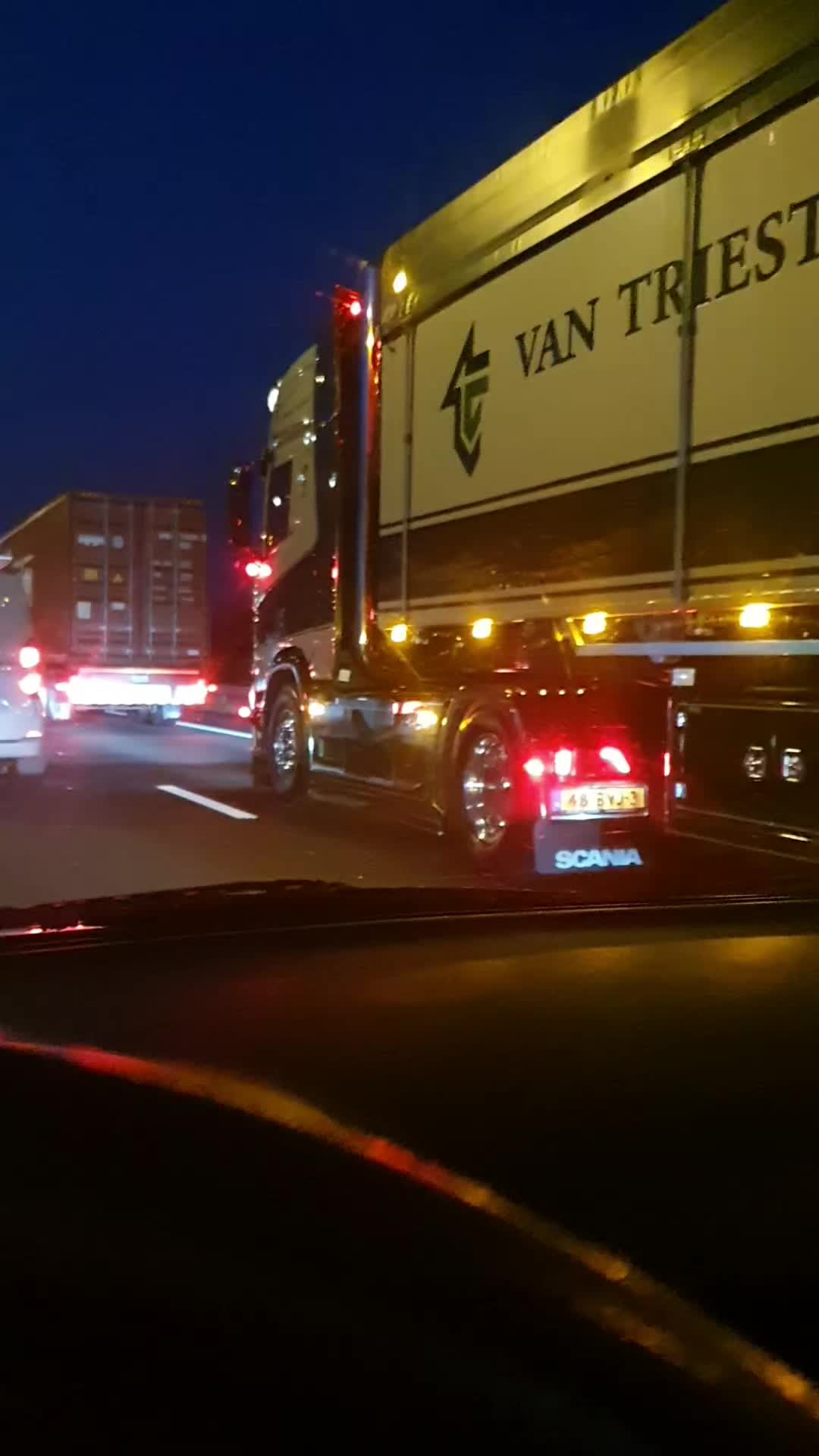 @crazydutchtrucker