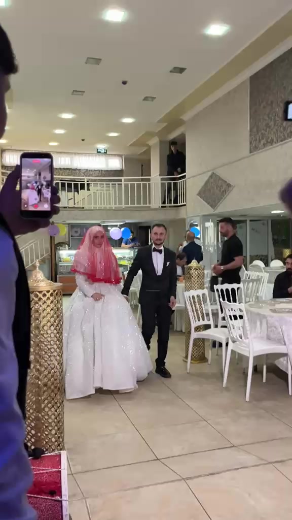 @Hilalbzkrtmrkoç