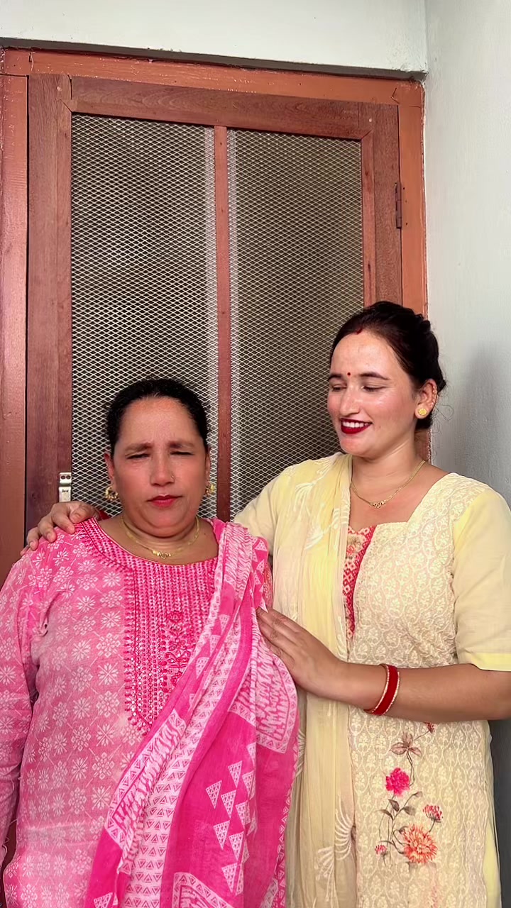 @NISHA OLI❤️