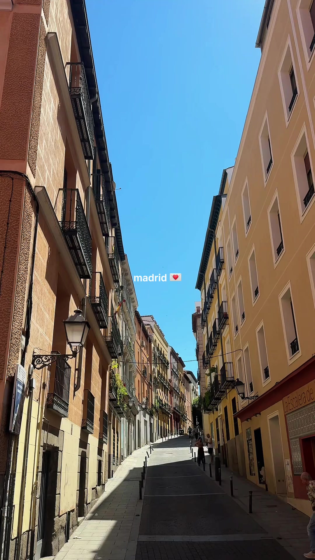 @Eloise | Travel & Lifestyle