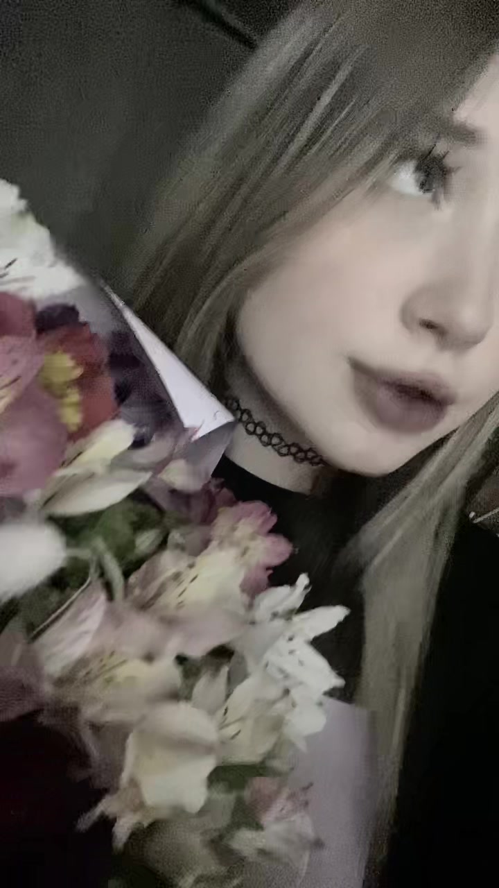 @пупс<𝟑