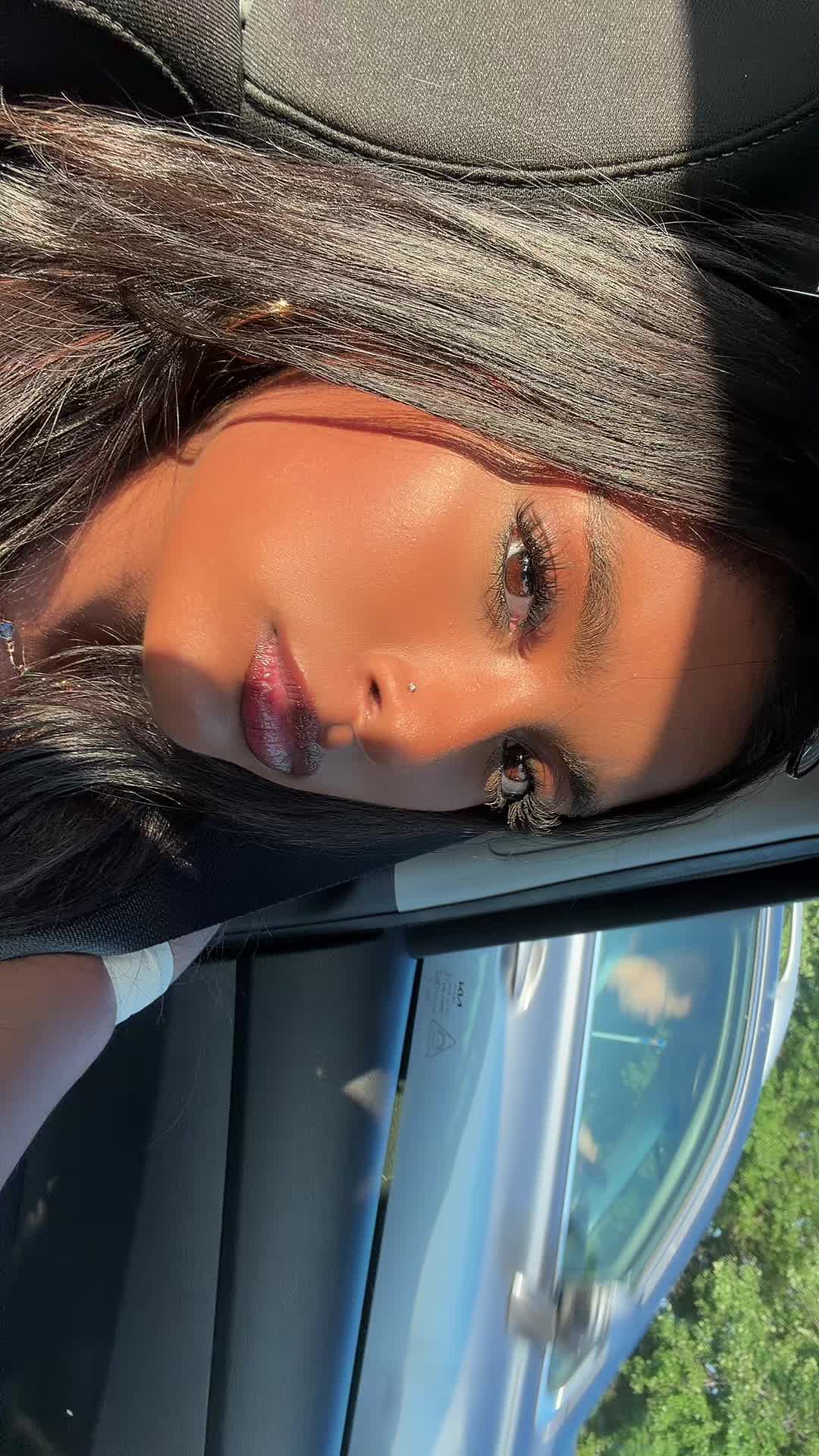 @💫