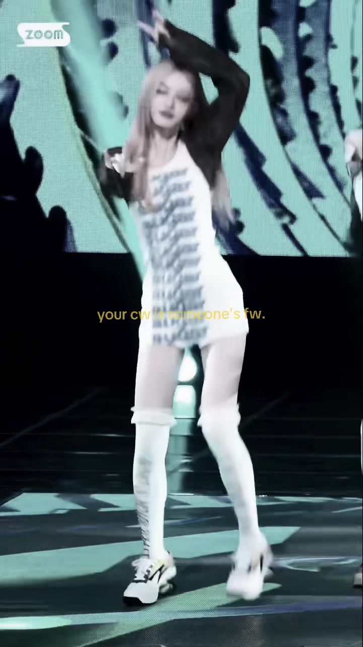 @𝒥🪽