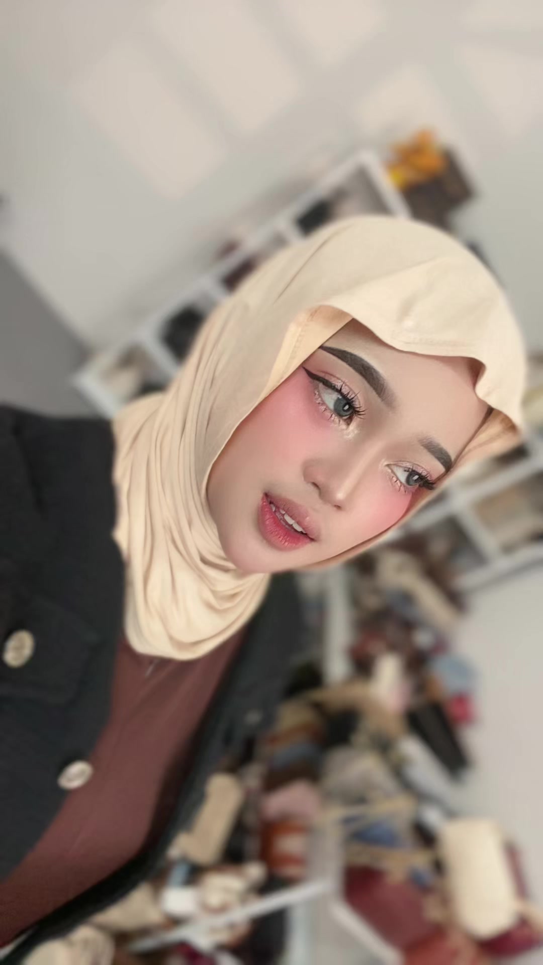 @Ziii💫
