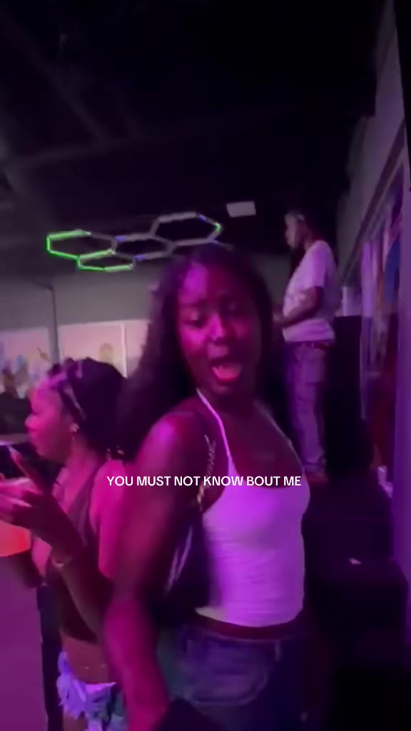 @dest_islanddiary