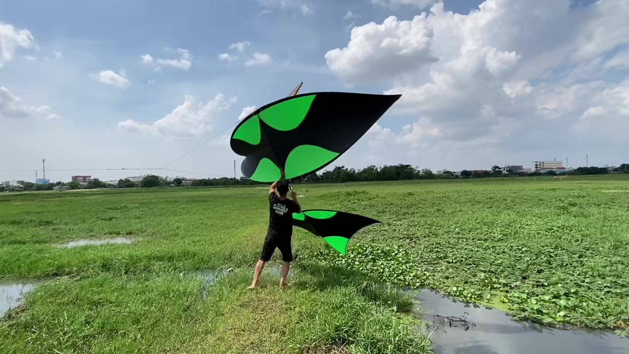 @Thả diều c&ugrave;ng Lợi