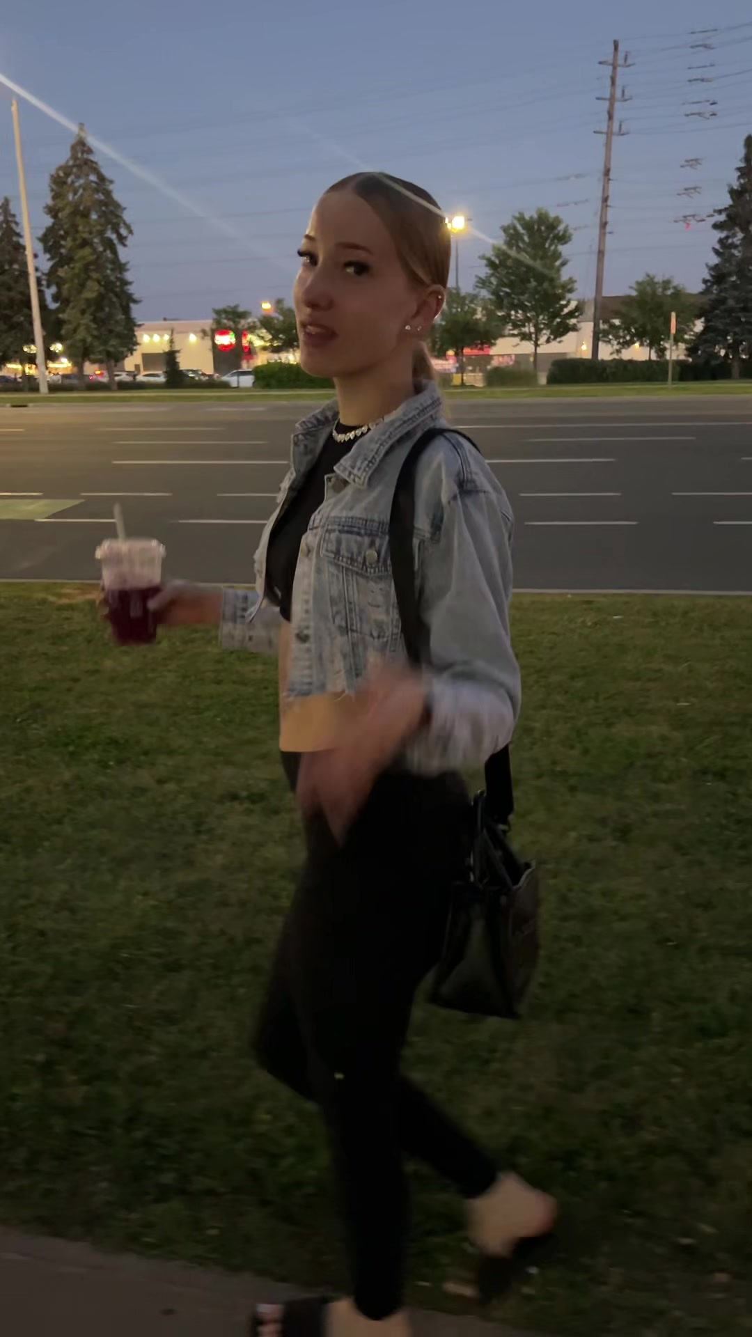 @𝐸𝓁𝒾𝓈𝑒