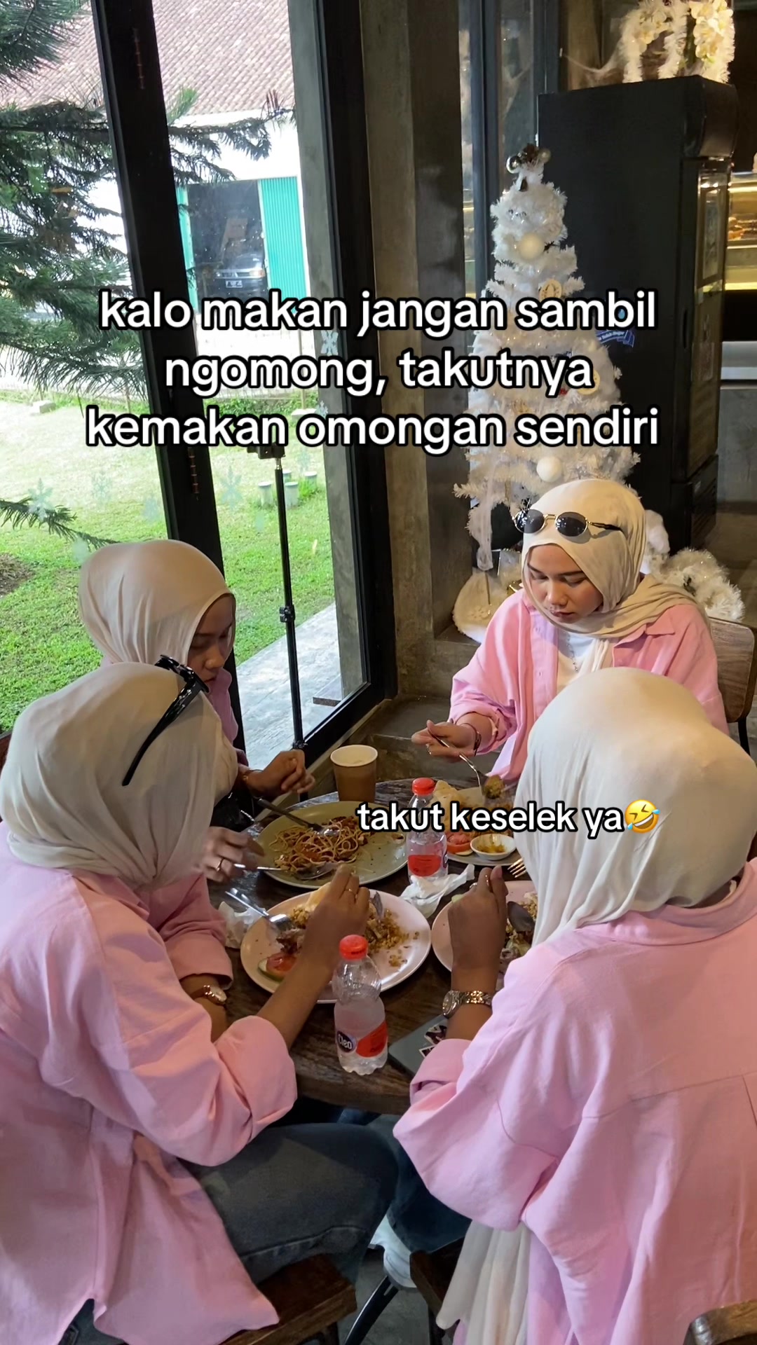 @Specialist Baju Wanita No 1