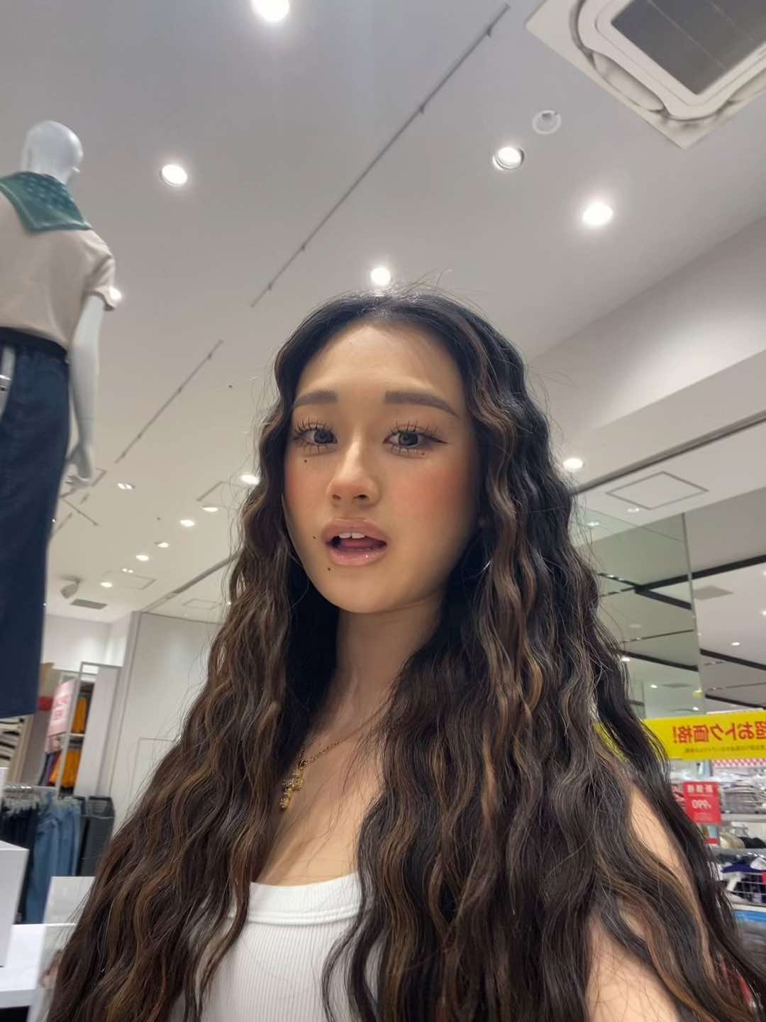 @Rena