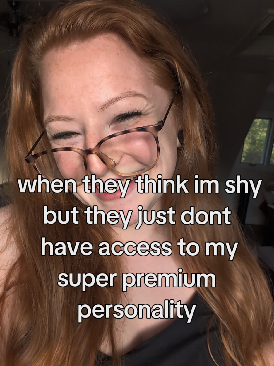 @LiterallyLisa