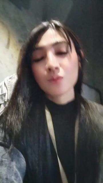 @Ajeng_albuluqqu23