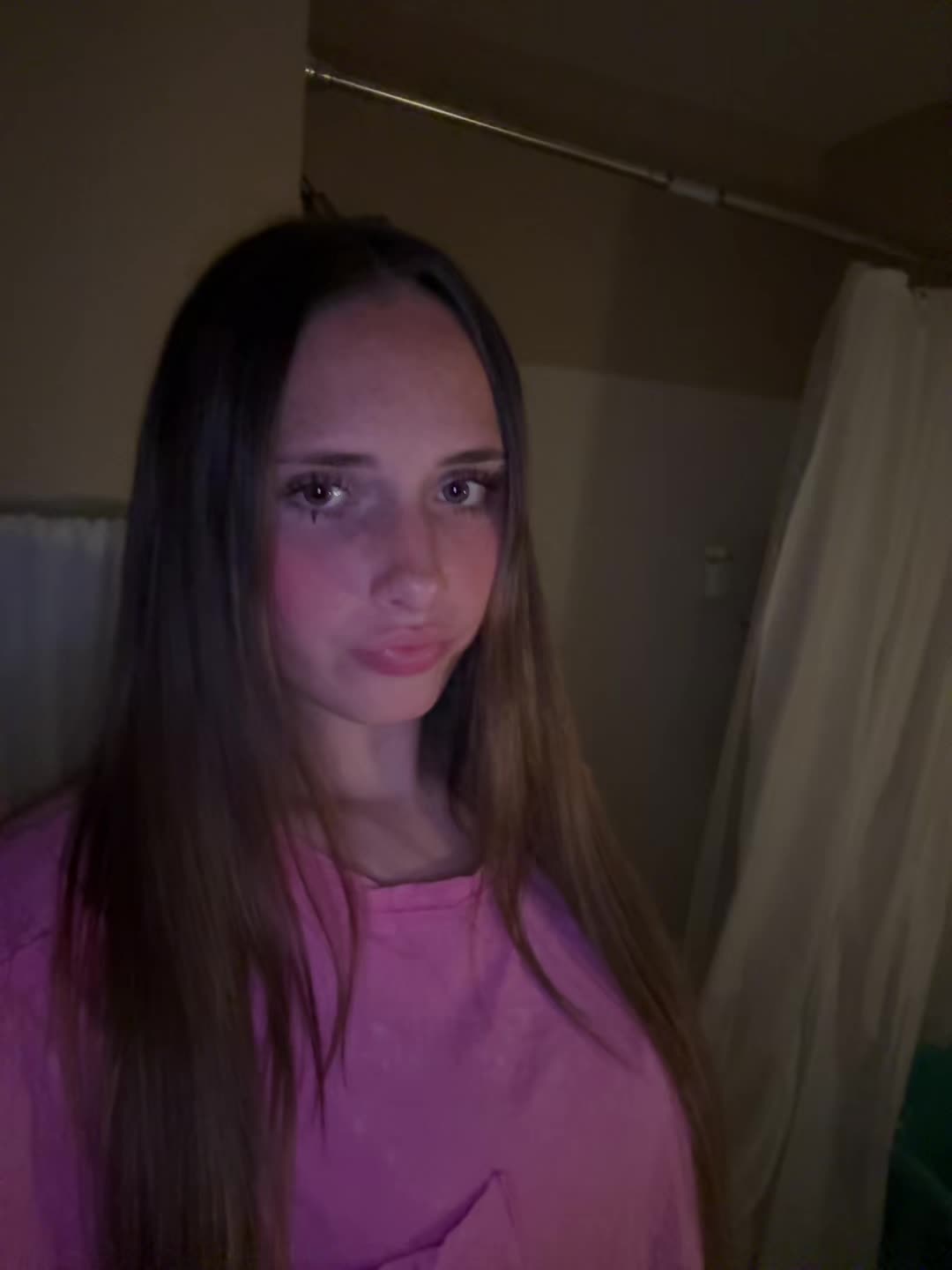 @hii