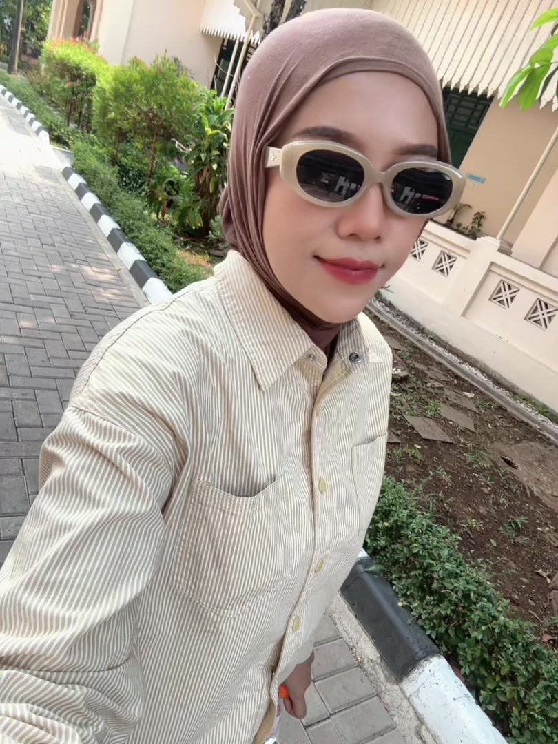@Miraandyani