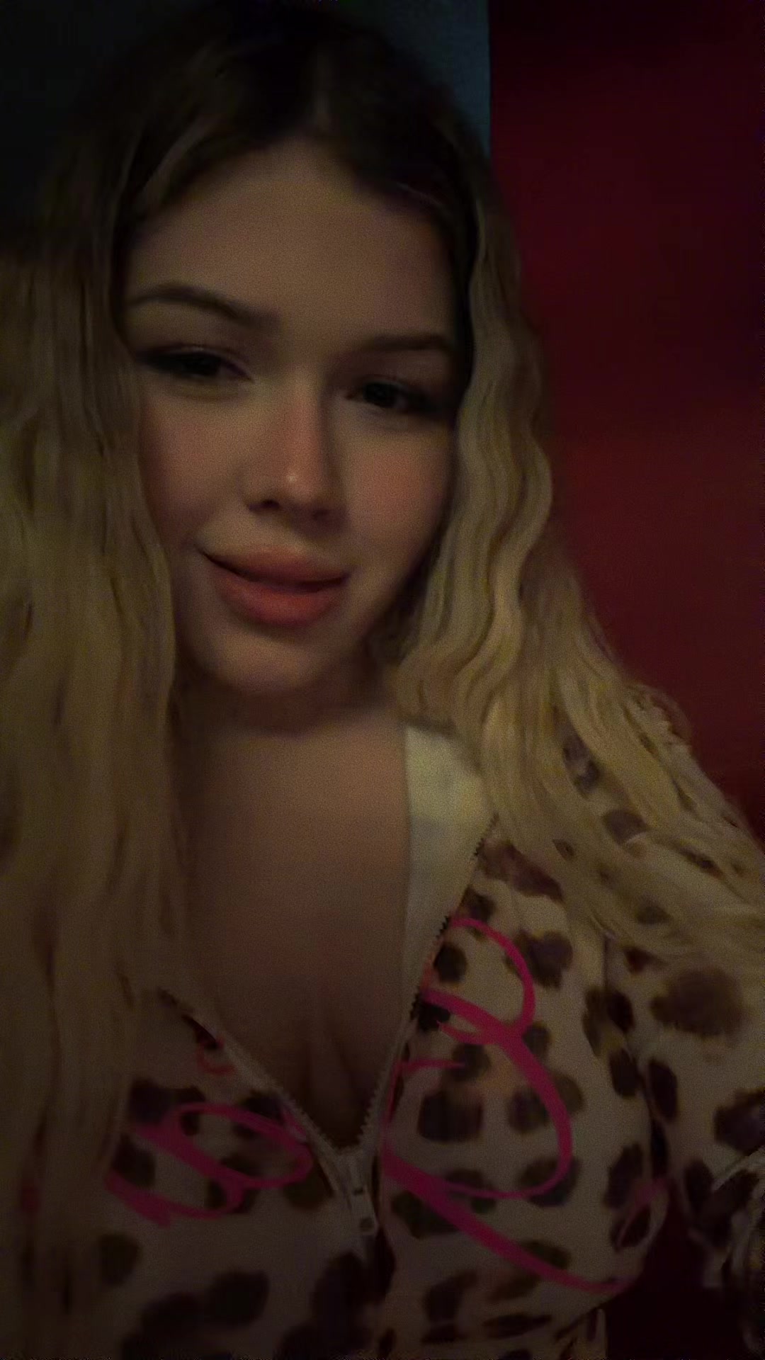 @Кошка💸