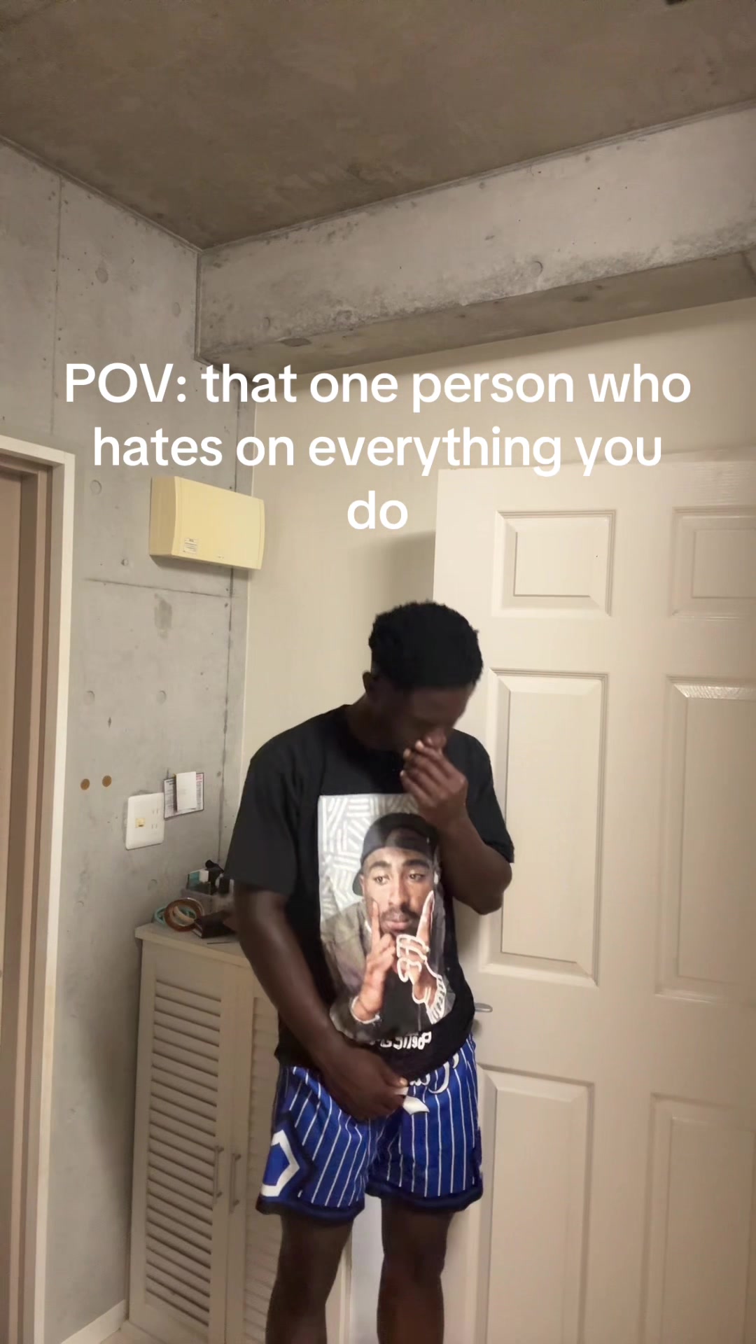 @T