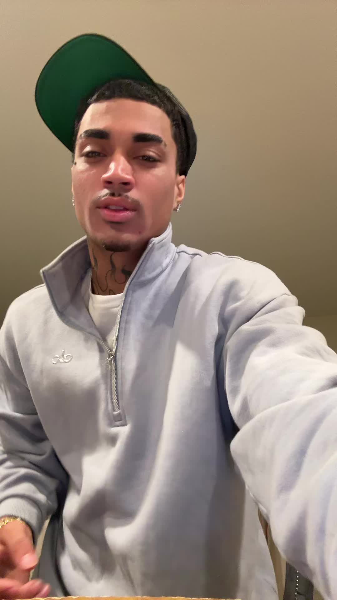 @โ
