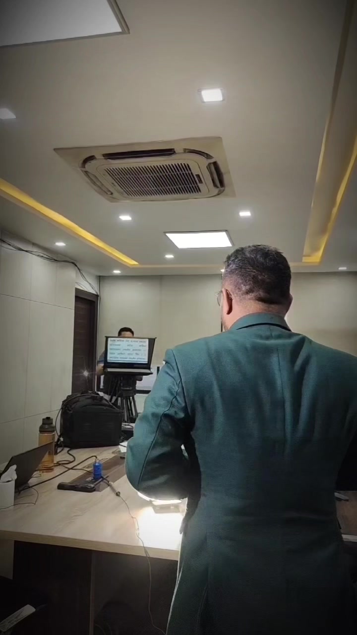 @JR. BikasH