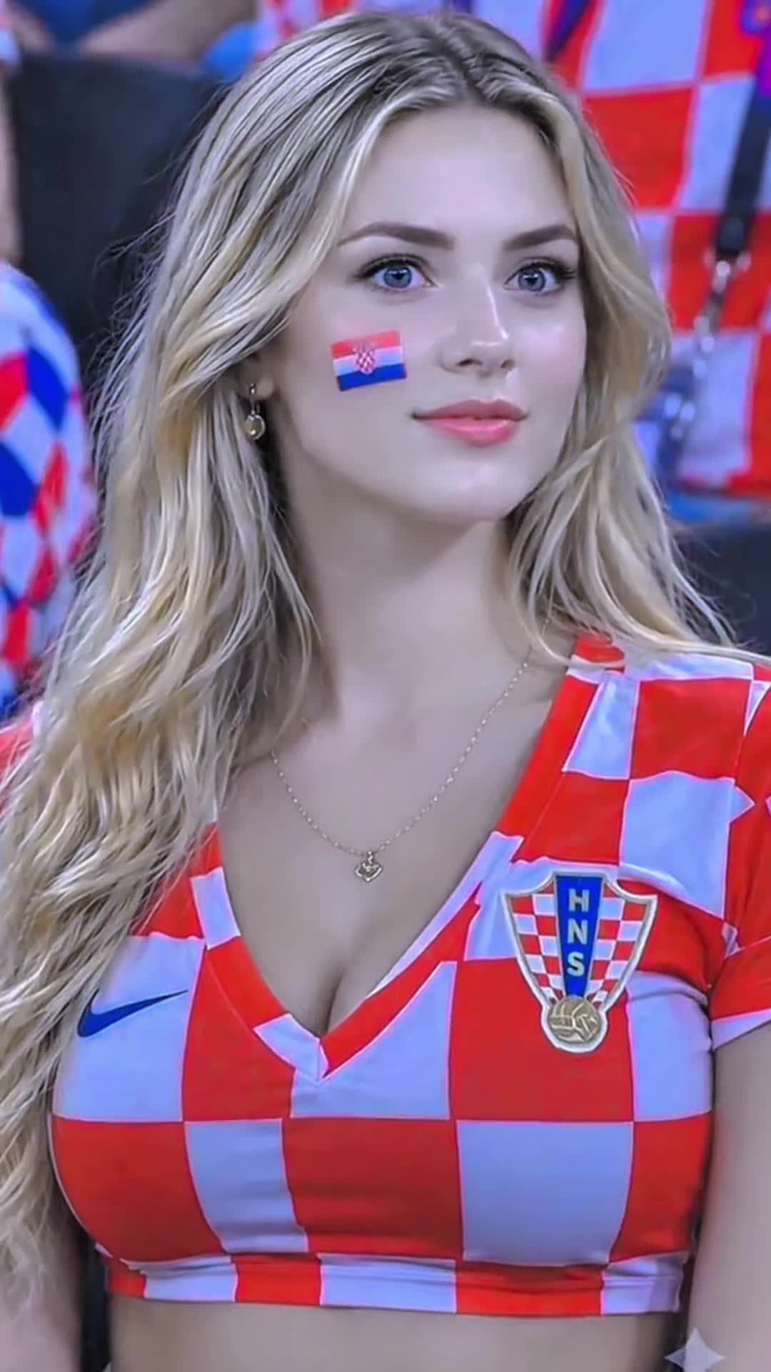 @Cute 🥰