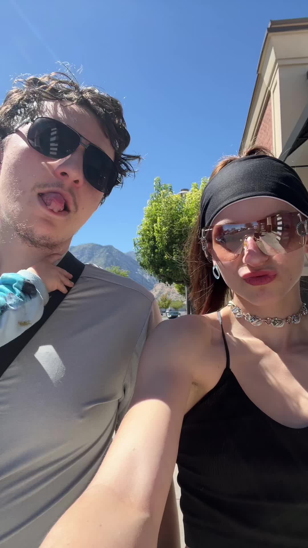 @breebreeb
