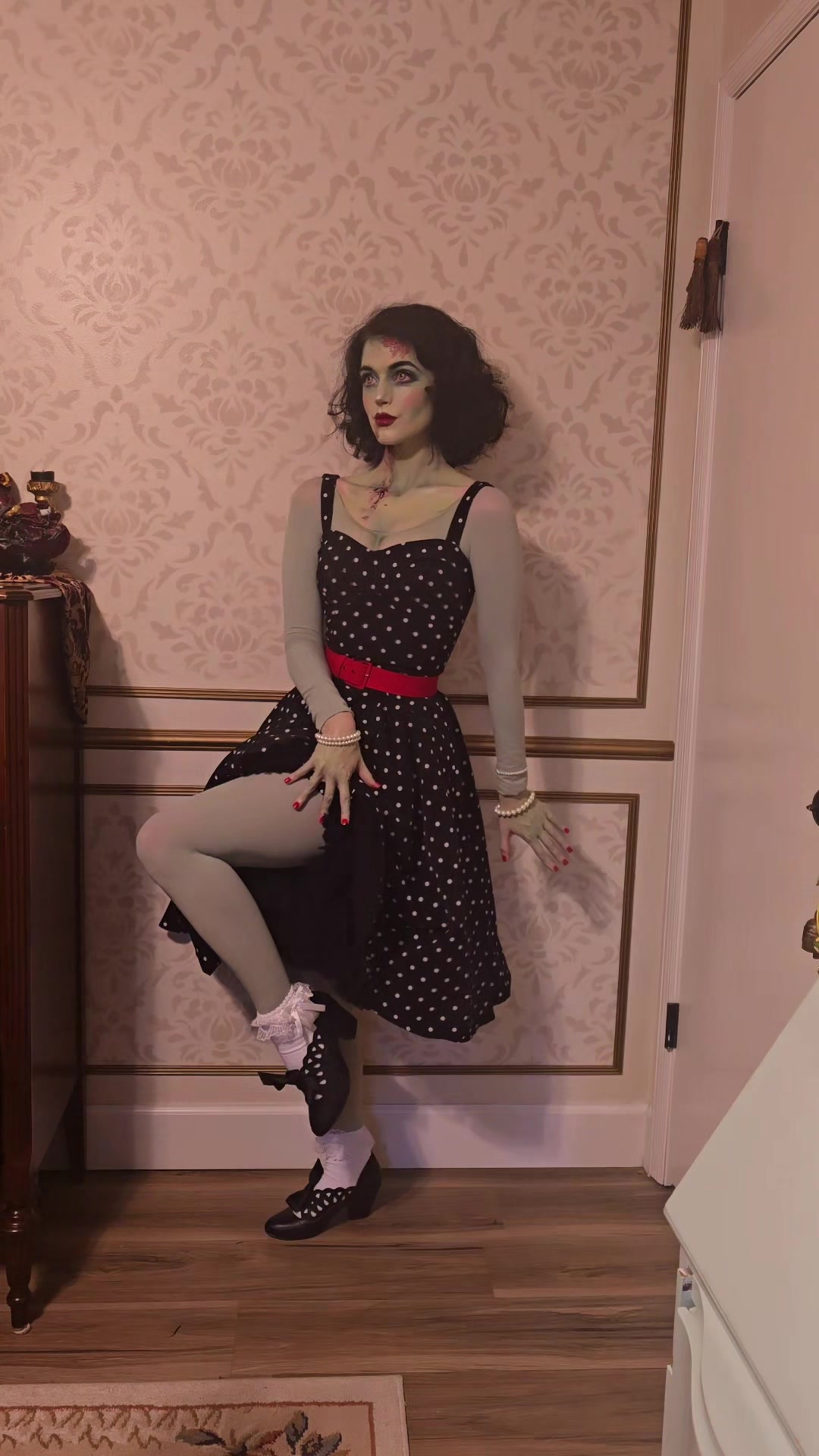 @maudlinoddity