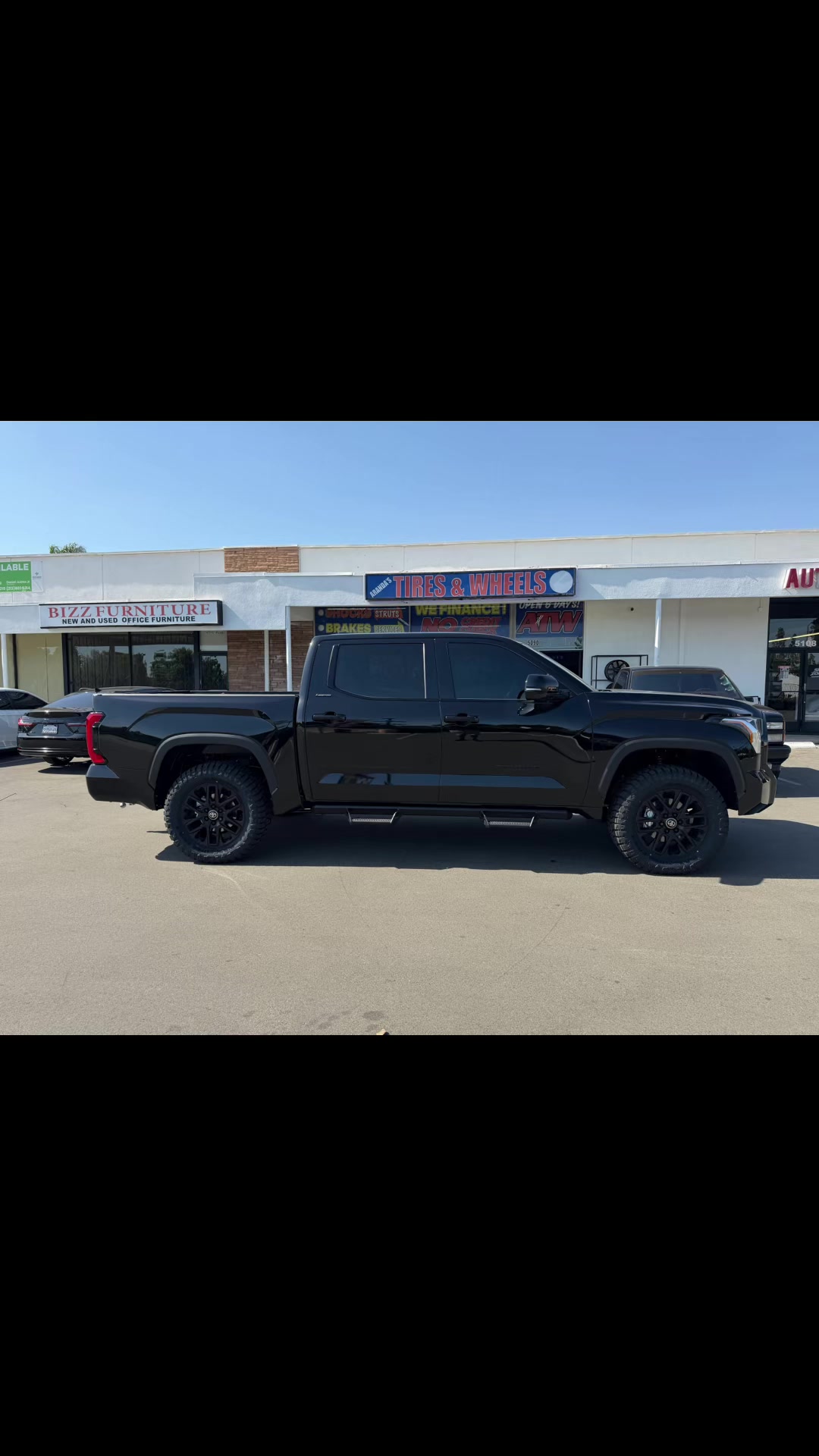 @ARANDAS TIRES MONTCLAIR