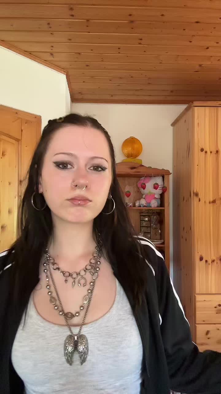 @lara .⋆♱